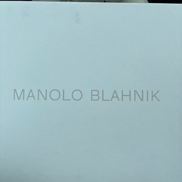 Manolo Blahnik - Picture 1 of 6